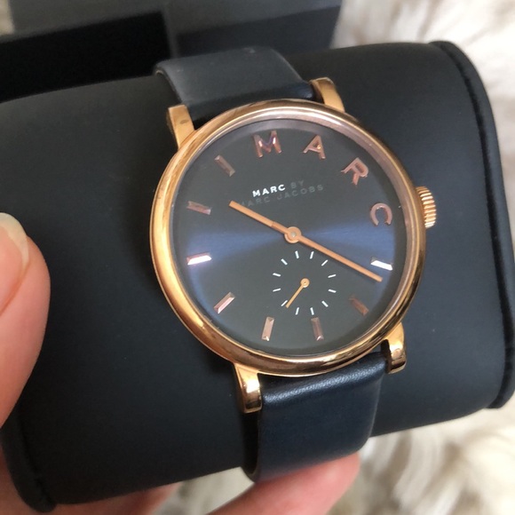 **SOLD**Marc jacobs wrist watch - Picture 2 of 3